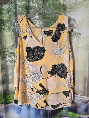 Liz Claiborne Yellow Floral V-Neck Layered Sleeveless Blouse
